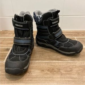 Geox Kids Winter Snow Boots, Size 2